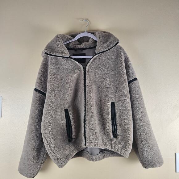 Abercrombie YPB Neowarm Full Zip Sherpa Hooded  Jacket Womens Size XL - Picture 2 of 8